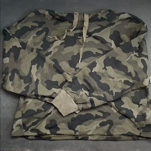 Old Navy Cropped Camo Hoodie